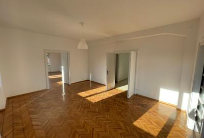 Apartament 4 camere în Piața Unirii | Clădire istorică | Str. Flor - 4