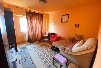 Apartament cu 2 camere decomandat, mobilat în Nicolina