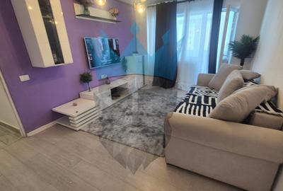 Apartament cu 3 camere decomandat, mobilat în Alexandru Obregia