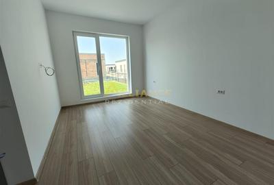 Casa Individuala - 4 camere - 2 bai  - 423 mp teren - 7