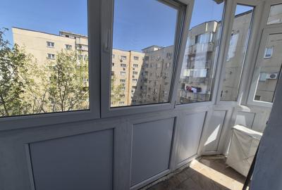 Garsoniera  spatioasa,cu balcon,6 min metrou M Bravu si 10 min Mall Vitan - 6