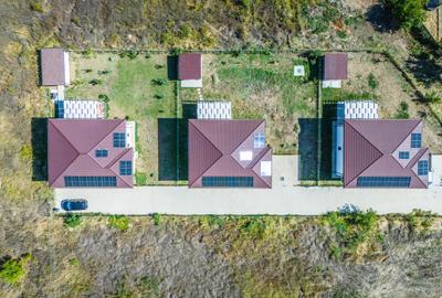 Vila  in promotie, panouri, pompa de caldura, intretinere - 500ron/luna - 29