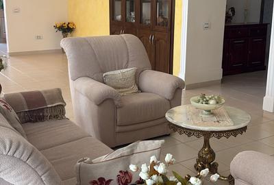Sanctuarul luminii de la Snagov: Rafinament, natură și design interior de autor - 13