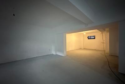 Spatiu comercial 130 mp - demisol - Faleza Nord - 118.000 euro(Cod E8+E10) - 12
