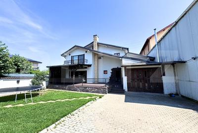 Casă individuală cu 8 camere în Central