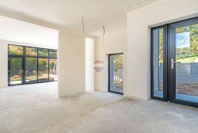 Vilă contemporana cu 6 camere Feleacu.Tavane inalte, 8 Min de oras. 0% - 5