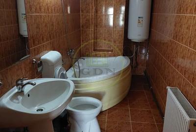 Confort și spațiu – Casă de închiriat cu 3 dormitoare și curte - 8