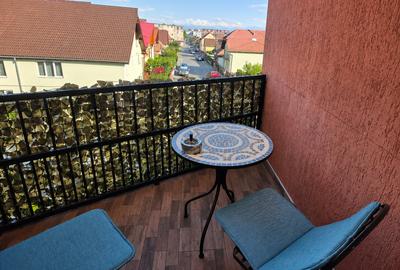 Apartament la vilă, Tineretului - 9