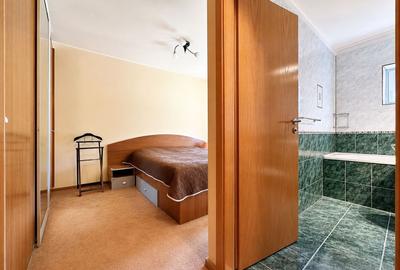 Apartament 4 camere decomandat, 2 băi, 2 balcoane - 10
