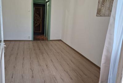 Garsonieră semidecomandată, mobilată în Balta Albă
