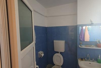 Se oferă spre vânzare un apartament cu 3 camere, situat în municipiul Caracal, p - 3