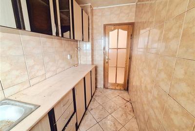 Apartament 2 semidecomandate, etaj 3 din 4, zona Miron Costin - 14