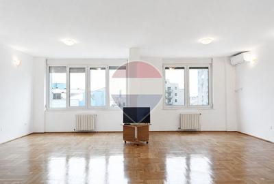 Apartament cu 3 camere decomandat în Calea Plevnei