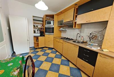 Vanzare casa imbratisata de natura in zona Bunloc, teren 445 mp - 24