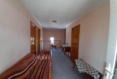 Casa zona Traian-Malu Rosu - 11