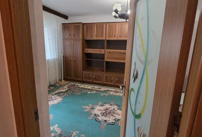 Apartament cu 2 camere decomandat, mobilat în Gorjului