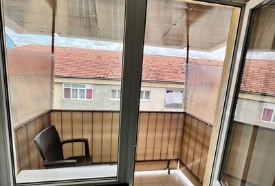 Apartament 3 camere la mansarda | Zona Vasile Milea | Renovat 2024 - 12