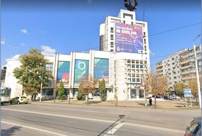 Birou, 4933 mp în Palat