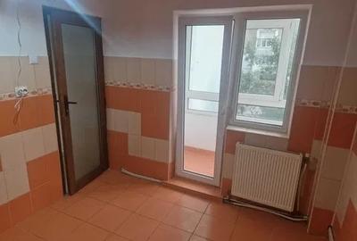 3 camere decomandat, etaj 1, zona  Alexandru - Tigarete - 4