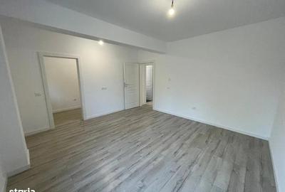 APARTAMENT CU 4 CAMERE , 2 bai , 96 mp utili , curte amenajata 55 mp, NICOLINA - 1