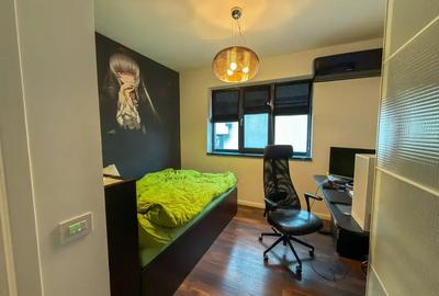 Apartament cu 3 camere decomandat în Theodor Pallady