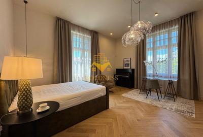 2 camere, Lux, Ultracentral, Parcare, Prima Inchiriere,  Piata Unirii - 1