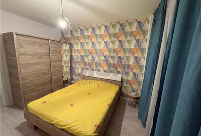 Militari - Rosu , Avangarde 2 camere, 49mp - 11