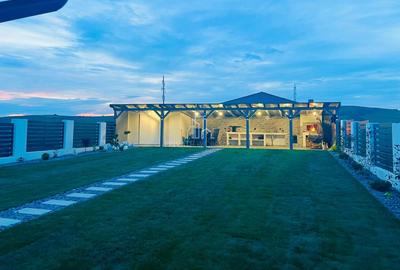 Casa/Vila Noua de Vanzare, mobilata/Utilata, Deosebita, Nazna - 9