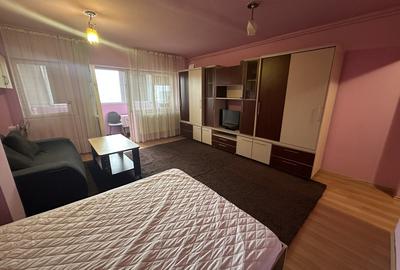 Garsoniera 29 mp| etaj 10| zona Cetate - 1