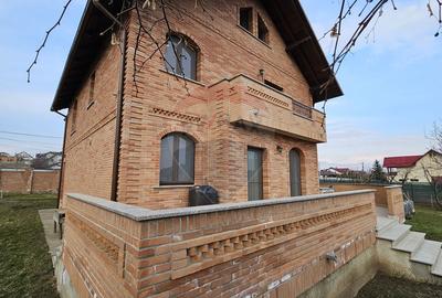 Casă / Vilă de lux, Scheia, Suceava - 4