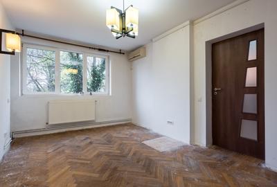 Vânzare Apartament 3 camere de – Pajura, etajul 2 din 3 - 12