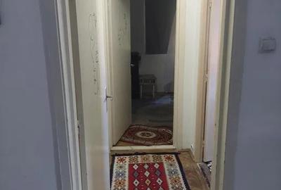 Apartament cu 2 camere, etajul 2/4, zona Podu Ros - 5