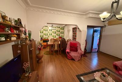 Casa 4 Camere/ Apartament 2 Camere/ Garsoniera/ Soseaua Chitilei/ Curte - 3