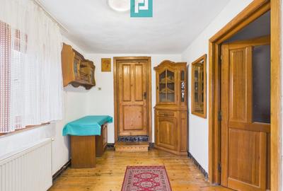 Vilă stil montan, 270 mp, teren 3000 mp - 24
