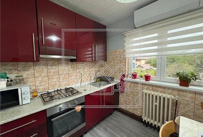 Casa de vanzare in Sibiu -  4 camere, balcon si curte - mobilata - 13