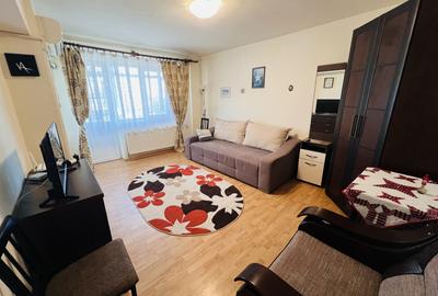 Garsonieră decomandată cu centrala proprie si AC- Zona Carol - 1