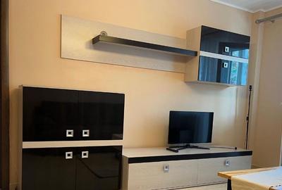 Apartament cu 2 camere semidecomandat, mobilat în Tineretului