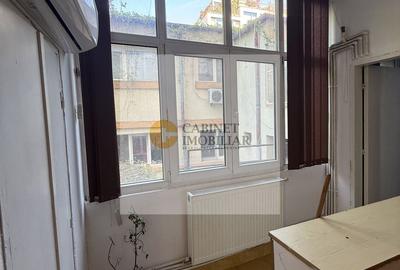 2 camere I Piata Sfintii Voievozi - Victoriei I Parter inalt - 9