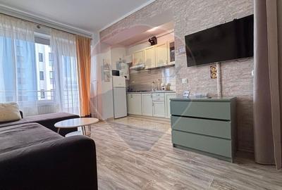 Apartament cu 2 camere decomandat, mobilat în Central