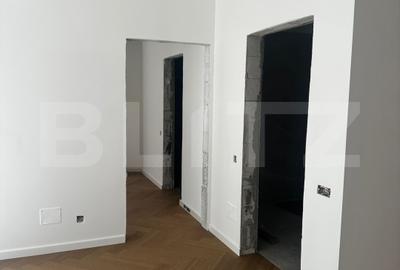 Apartament 4 camere 2 Bai 91 mp Terasa 23 mp FINISAT LUX zona Centrala - 11