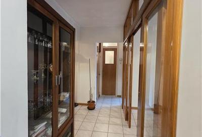 4 camere - centrala termica  -  parcare - Crangasi - 13