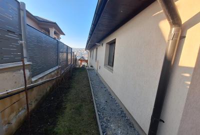 Casa de vanzare Apahida,teren 798mp,suprafata utila 170 mp,pret 279900 euro. - 30