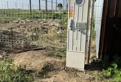 Teren 2500 mp, curent 3,80W, pretabil hala sau constructii - 3