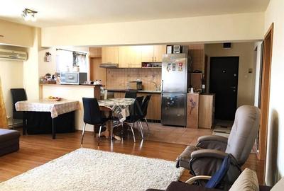 Apartament cu 4 camere decomandat în Simion Bărnuțiu