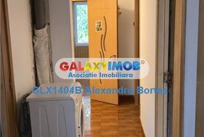 Apartament cu 3 camere decomandat în Drumul Taberei
