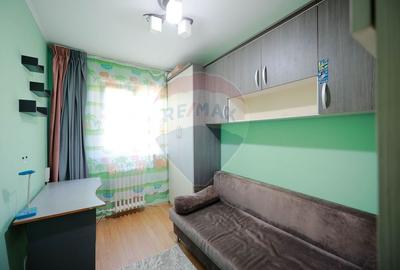 De vânzare apartament cu 3 camere, etajul 1, Strada Borsecului, Oradea - 7