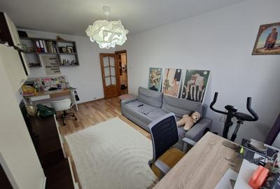 Apartament cu 2 camere, decomandate, etajul 1/4, zona Dacia - 1