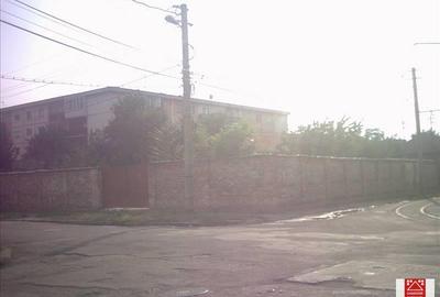 Teren central, pentru bloc birouri clinica! - 2