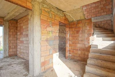 Casă / Vilă cu 6 camere de vânzare, Sânpetru - 4