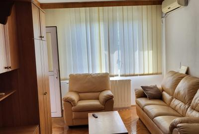 Apartament 4 camere /Aparatorii Patriei /parcare - 1